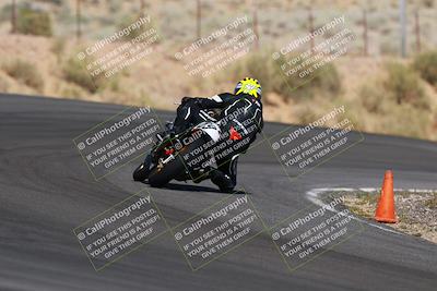 media/Apr-19-2025-AHRMA (Sat) [[3d98ca3309]]/Race/Group 8/Turn 4 part 2/